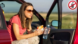 Mit dem Auto in den Urlaub: Proviant packen und Lebensmittel verbrauchen