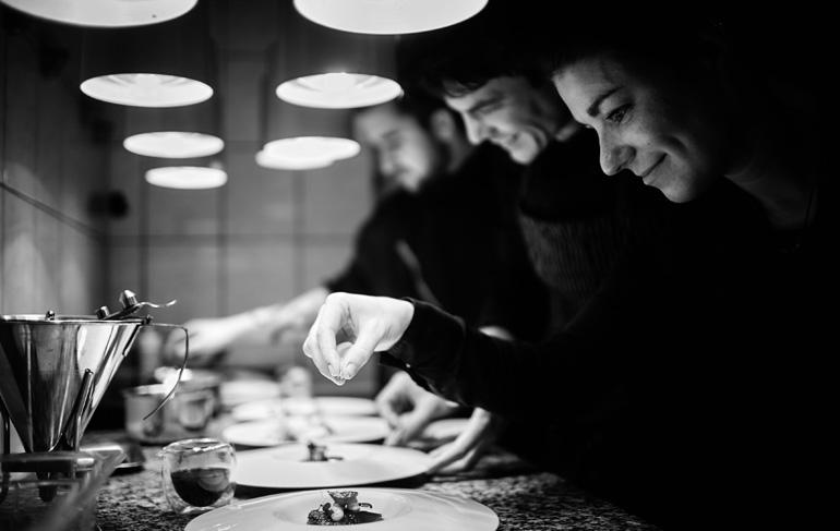restaurant showroom team