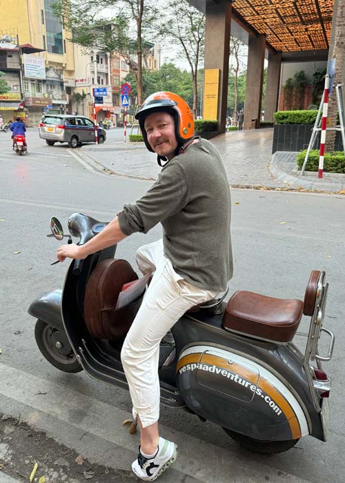roller vespa tour hanoi