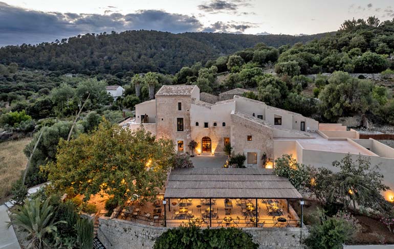 the lodge mallorca