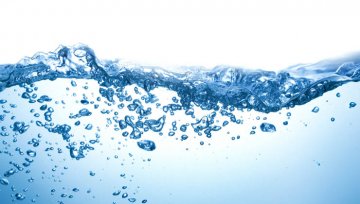Mineralwasser oder Leitungswasser: Welches Wasser ist besser?