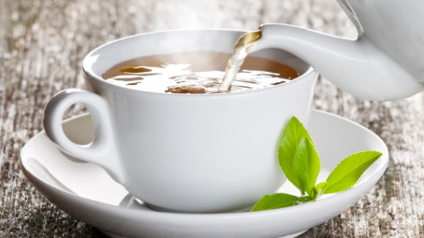 Tee trinken, länger leben – darum ist Tee so gesund