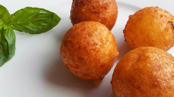 Kolumbianisches Rezept: Buñuelos