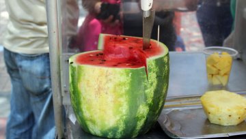 Wassermelone richtig aufschneiden
