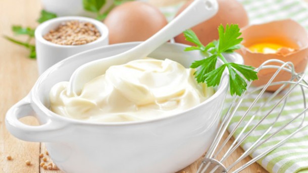 Mayonnaise geronnen – Was kann man tun, um die Mayo zu retten