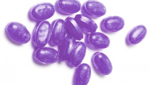 Bonbons selbst machen: Das Rezept für Lavendel-Bonbons