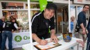 Ole Plogstedt unterstützt Oxfam beim Kampf gegen Hunger
