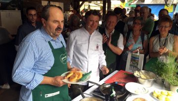 Johann Lafer eröffnet Steirischen Herbstmarkt in München