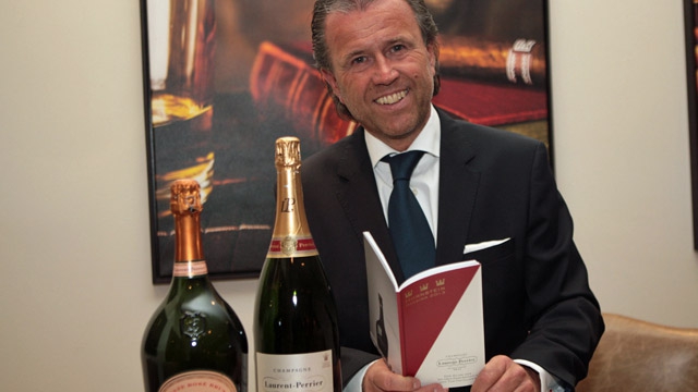 Thomas Schreiner, Deutschlandchef von Champagne Laurent Perrier, präsentiert das Hornstein-Ranking 2013