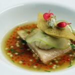 Derk Hoberg -- Forelle aus der Lüneburger Heide. Ein Gericht von Sven Elverfeld beim Rheingau Gourmet Festival 2016