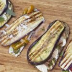 GPP -- Der kulinarischen Kreativität sind keine Grenzen gesetzt: Gegrillte Auberginenscheiben lassen sich wunderbar mit rohem Schinken oder Schafskäse belegen oder mit Pesto bestreichen.