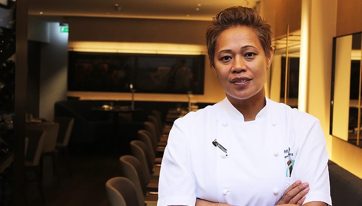 Derk Hoberg -- Monica Galetti in ihrem Restaurant "Mere"