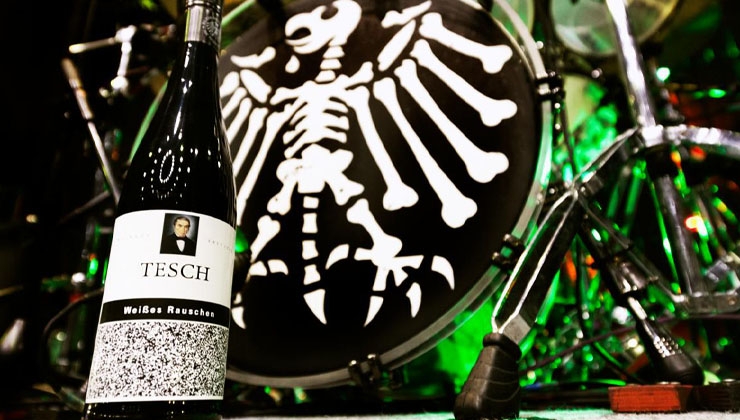 Weingut Dr. Martin Tesch - "Weißes Rauschen" auf der Bühne der Toten Hosen