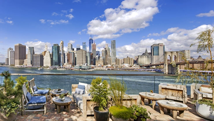 1 Hotel Brooklyn Bridge, Hard Rock Hotel Teneriffa, Steinterrasse, Andaz Munich M ́Uniqo, Four Seasons Hotels Prag