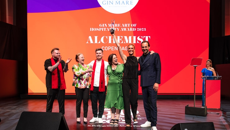 The World´s 50 Best Restaurants; Derk Hoberg -- Gewinner des Gin Mare Art of Hospitality Awards: Das Team des Alchemist um Rasmus Munk (li.)