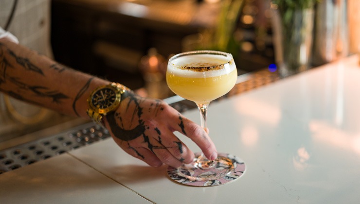 Juliet Rose Bar