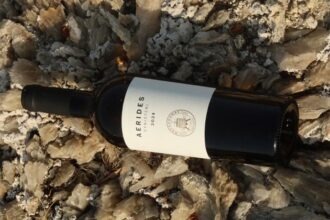 Makarounas Winery, Derk Hoberg, Thanos Hotels